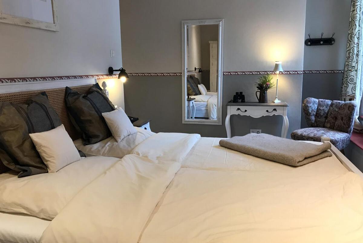 Landhotel Untere Muehle Strassberg Екстериор снимка