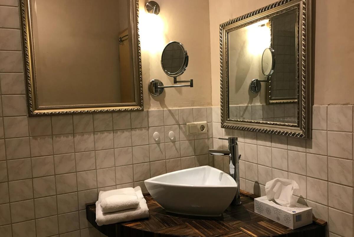 Landhotel Untere Muehle Strassberg Екстериор снимка